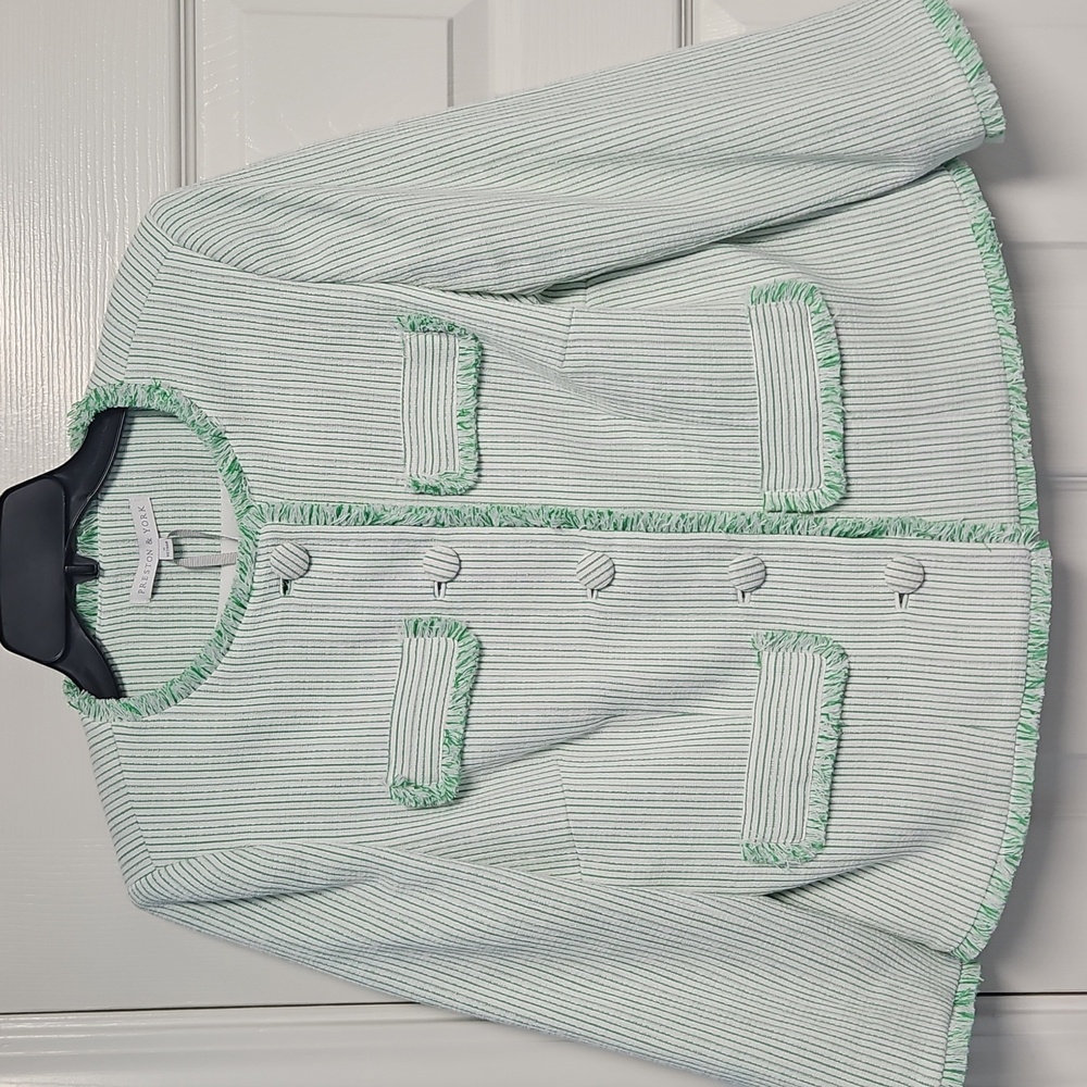 Preston & York Judith Boucle Tweed Round Neck Jacket: Green/White Stripe:Size- 6